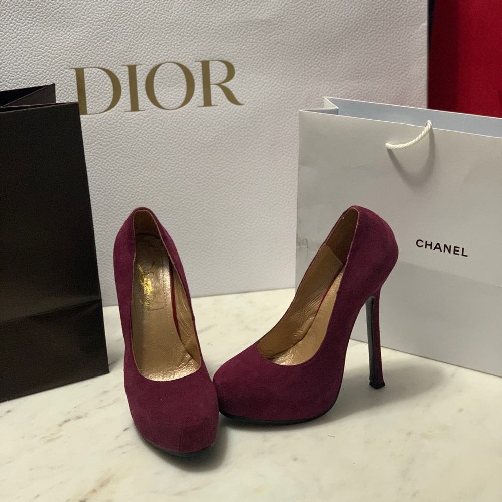 Are they YSL? Maybe not so my loss is your gain!